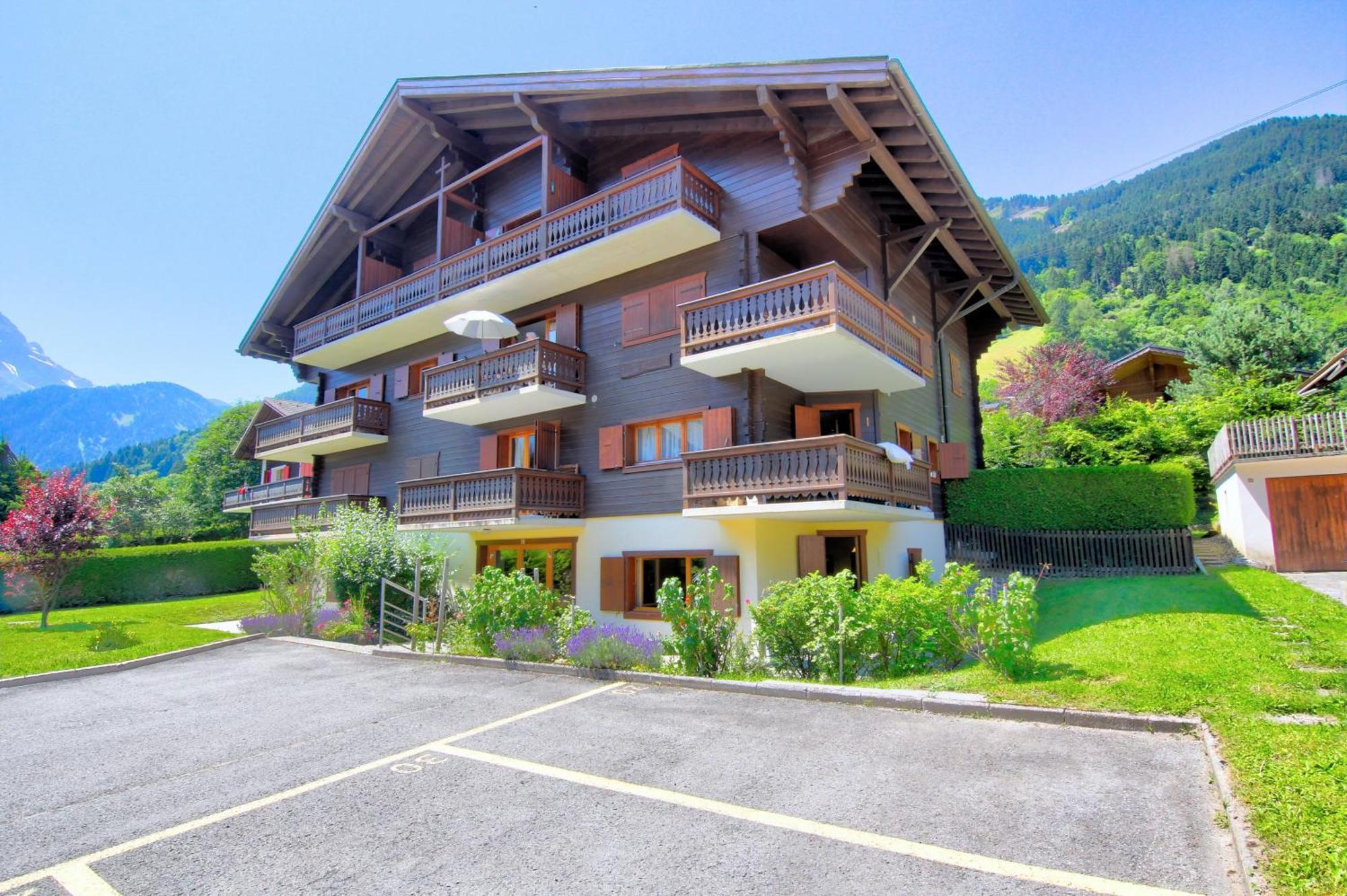 Studio Au Pied Des Dents Du Midi Apartment Champery Exterior photo